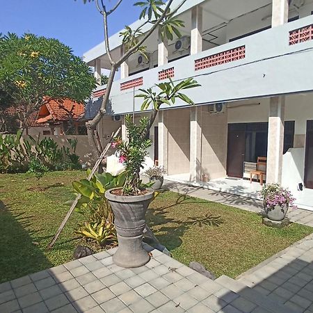 Pondok Nuri Homestay 2 발리 사누르 외부 사진